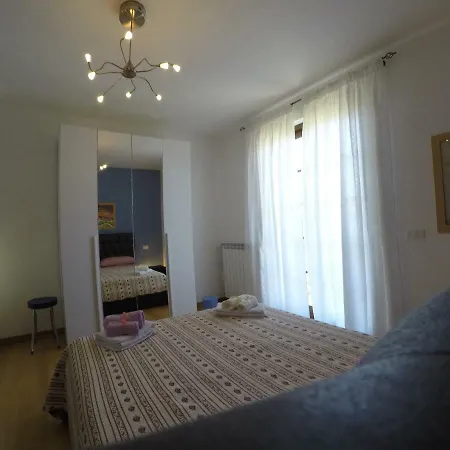 Alojamento de Acomodação e Pequeno-almoço Rosmery House *